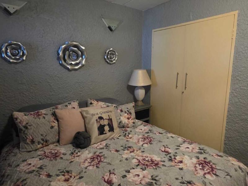 DO YOU WANT YOUR OWN LITTLE GETAWAY AT THE VAALDAM WITH RIVER ACCESS? - Photo 10