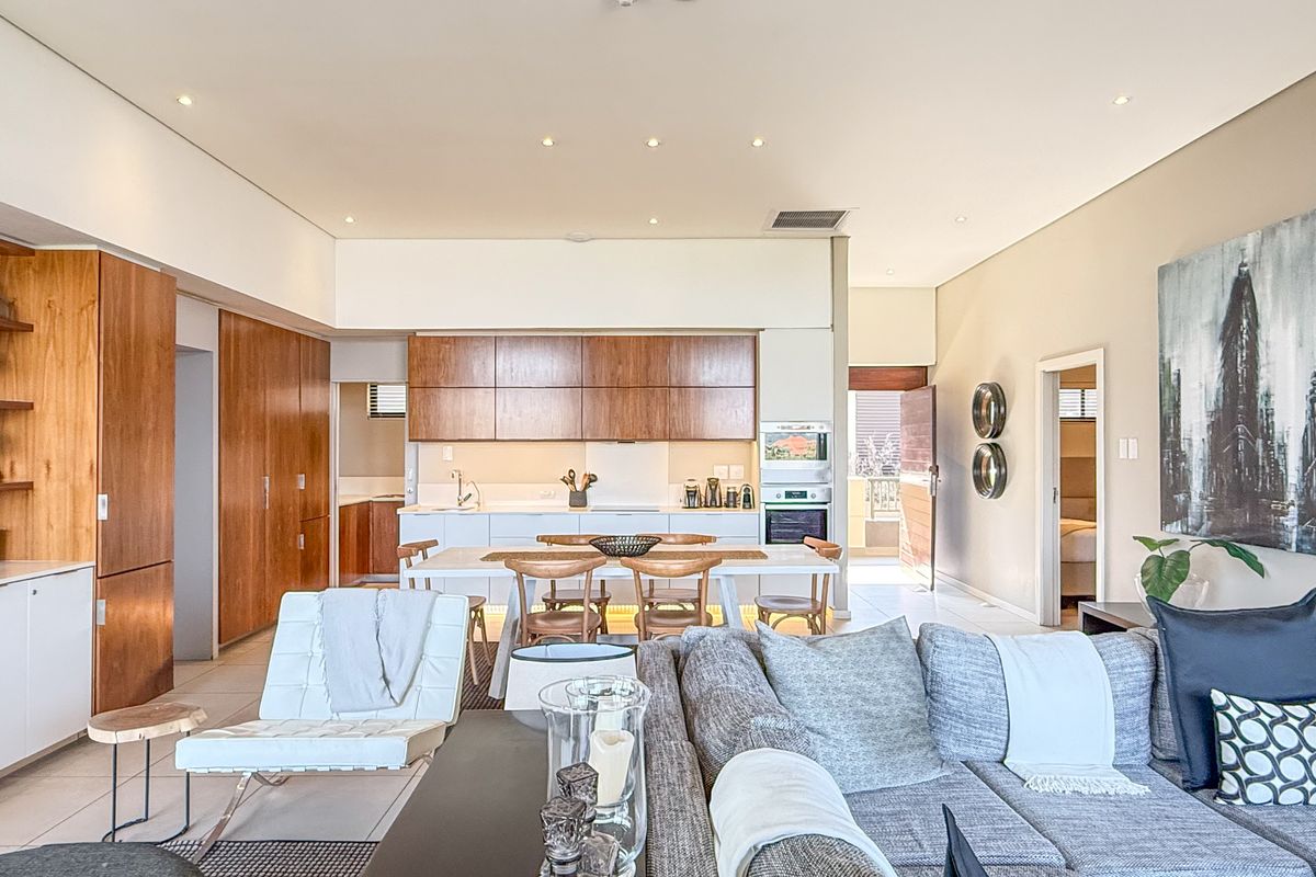 Penthouse Living at Its Finest - Photo 5