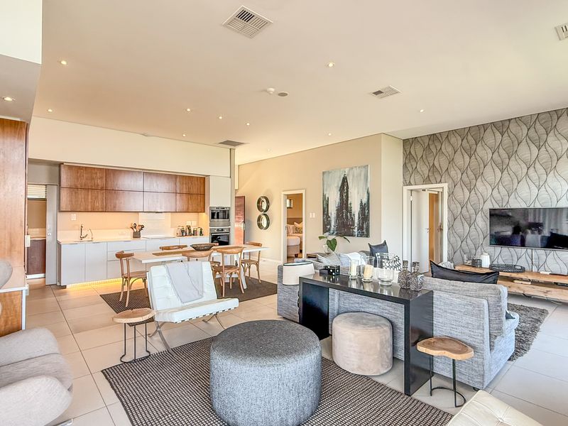 Penthouse Living at Its Finest - Photo 7