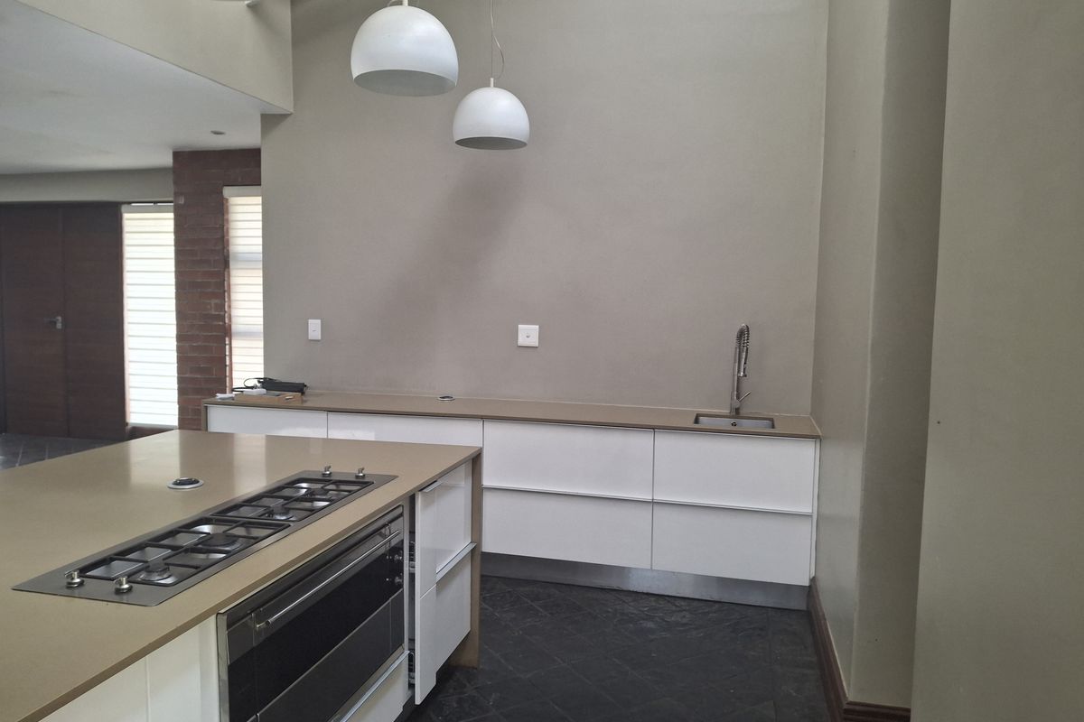 4-Bedroom Home with Fairway Views – Serengeti Lifestyle Estates - Photo 2