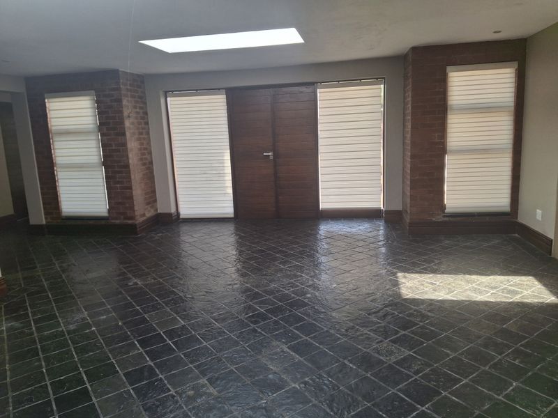 4-Bedroom Home with Fairway Views – Serengeti Lifestyle Estates - Photo 10