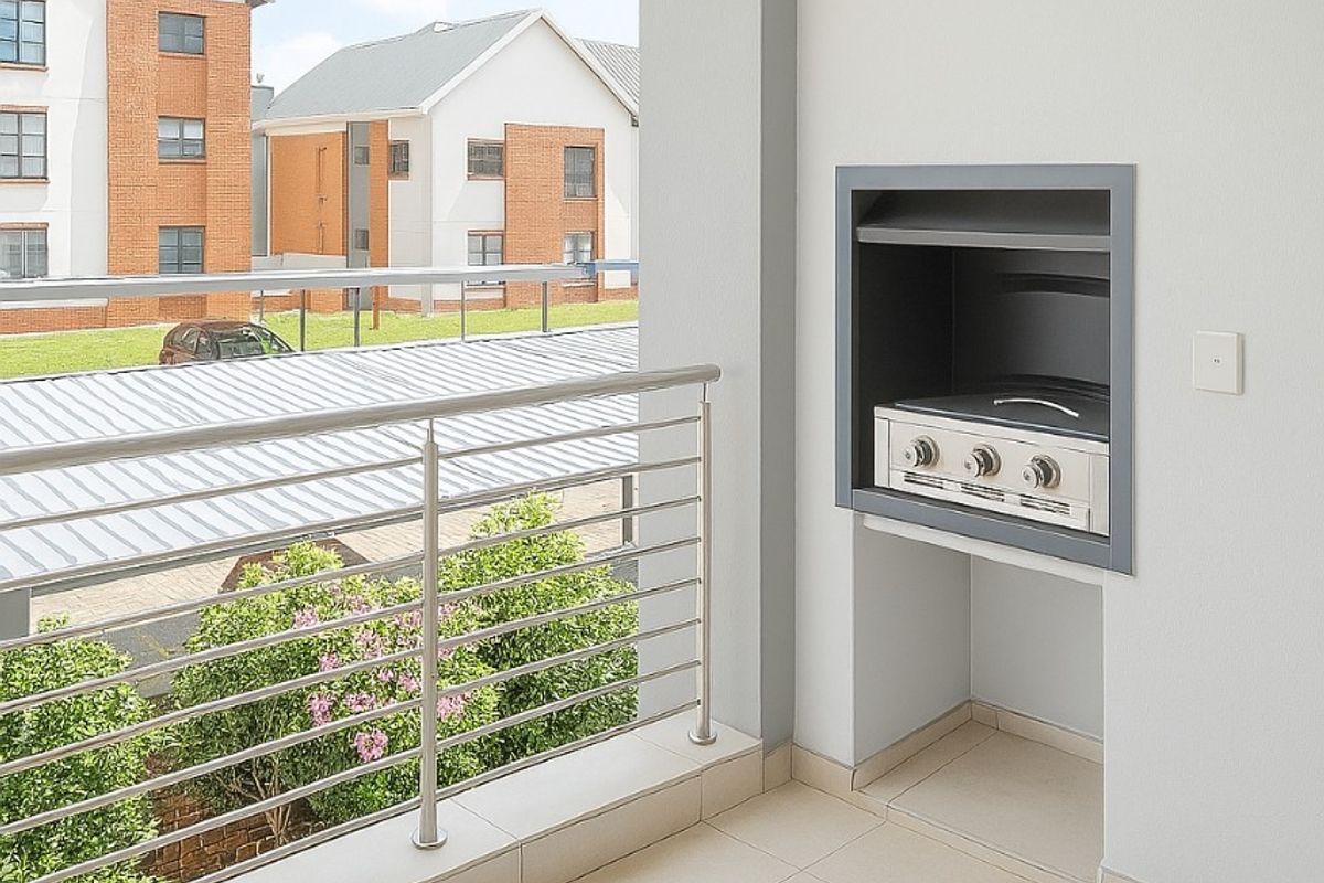 Sophisticated Estate Living - Photo 5