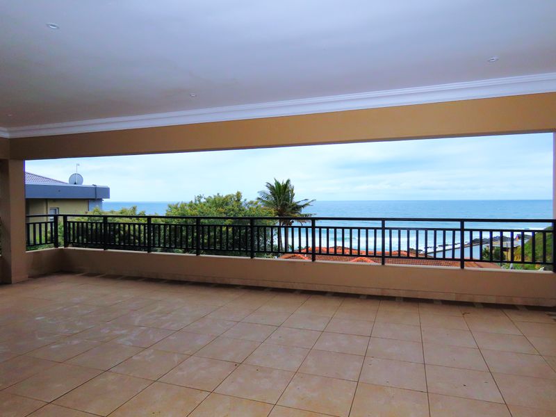 Exclusive Beachfront Elegance | 4-Bedroom Apartment with Breaker Views Overlooking Thompsons Bay - Photo 9