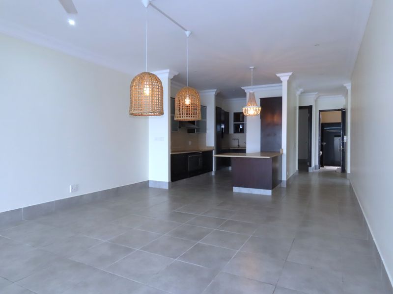 Exclusive Beachfront Elegance | 4-Bedroom Apartment with Breaker Views Overlooking Thompsons Bay - Photo 7