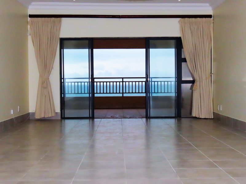 Exclusive Beachfront Elegance | 4-Bedroom Apartment with Breaker Views Overlooking Thompsons Bay - Photo 8