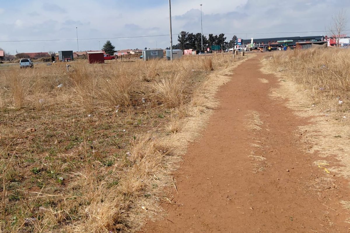 437square meter serviced stand for sale , Sebokeng - Photo 2