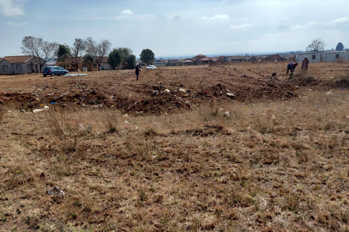 437square meter serviced stand for sale , Sebokeng - Photo 3