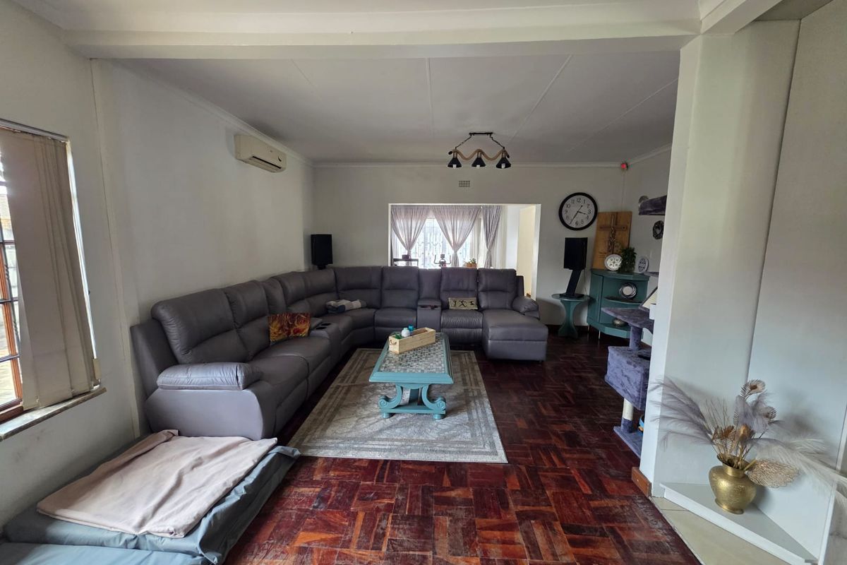 Beautiful Home for Sale in Sasolburg – With Bonus 2-Bedroom Flat! - Photo 2