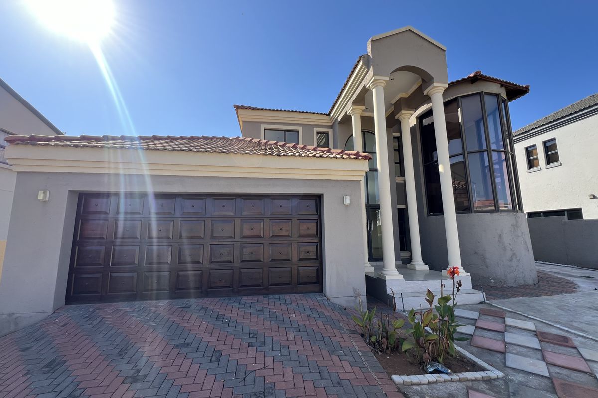 Elegant Living in Thornhill Estate – Bendor, Polokwane - Photo 3