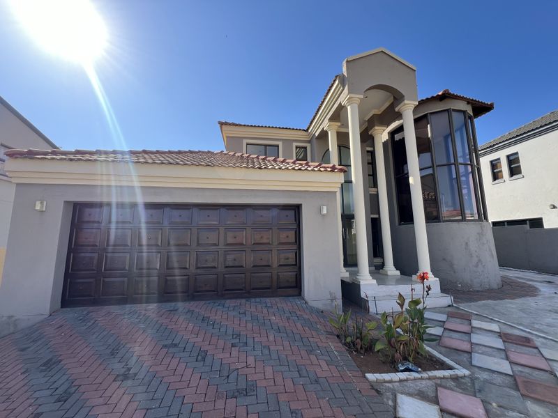 Elegant Living in Thornhill Estate – Bendor, Polokwane - Photo 3