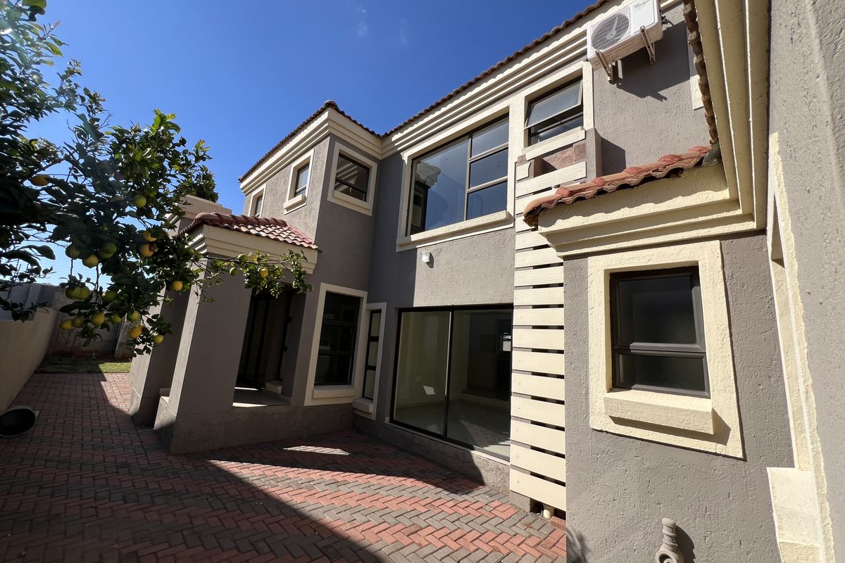 Elegant Living in Thornhill Estate – Bendor, Polokwane - Photo 2