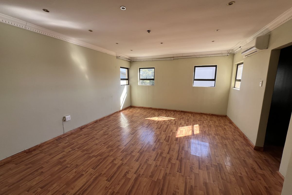 Elegant Living in Thornhill Estate – Bendor, Polokwane - Photo 4