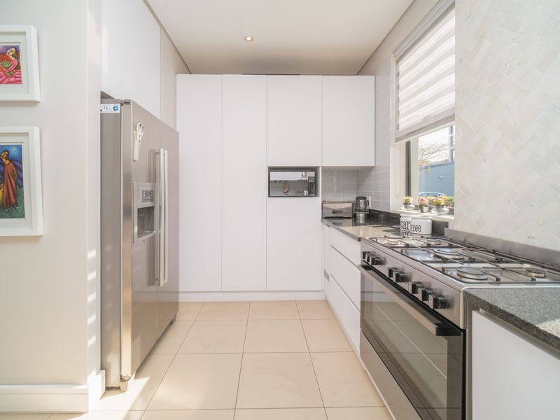 Single Level Sanctuary in Dunkirk Estate - Photo 10