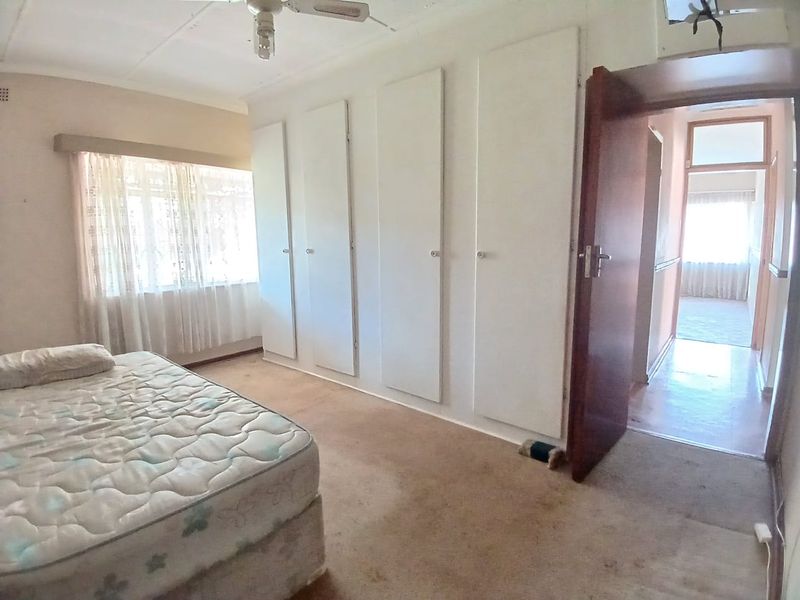 Family house for sale in Sasolburg walking distance to schools - Photo 6