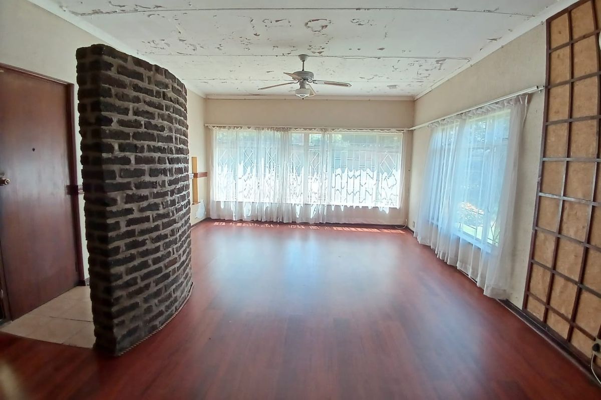 Family house for sale in Sasolburg walking distance to schools - Photo 5