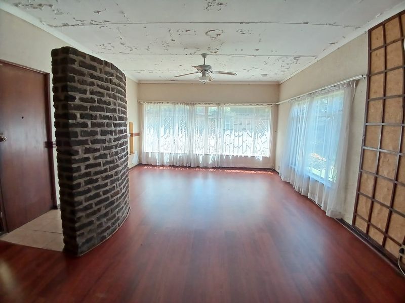 Family house for sale in Sasolburg walking distance to schools - Photo 5