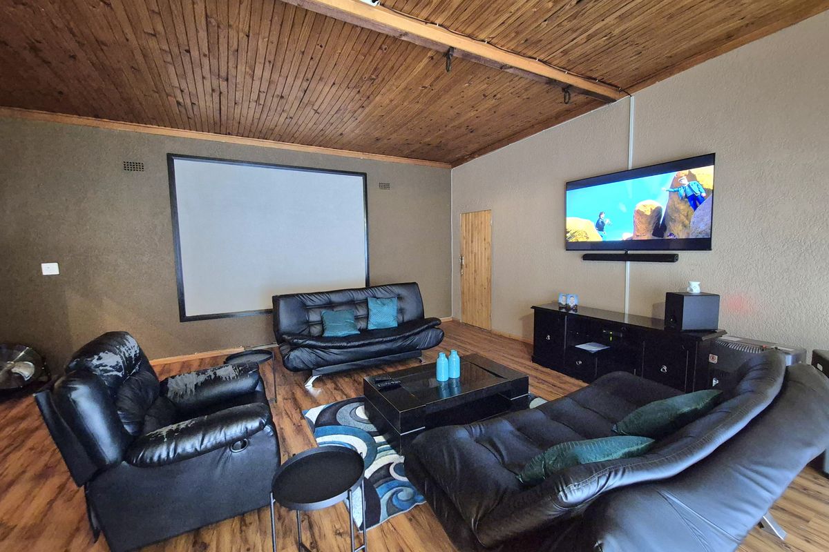 A Rare Blend of Elegance, Space & Lifestyle - Photo 5