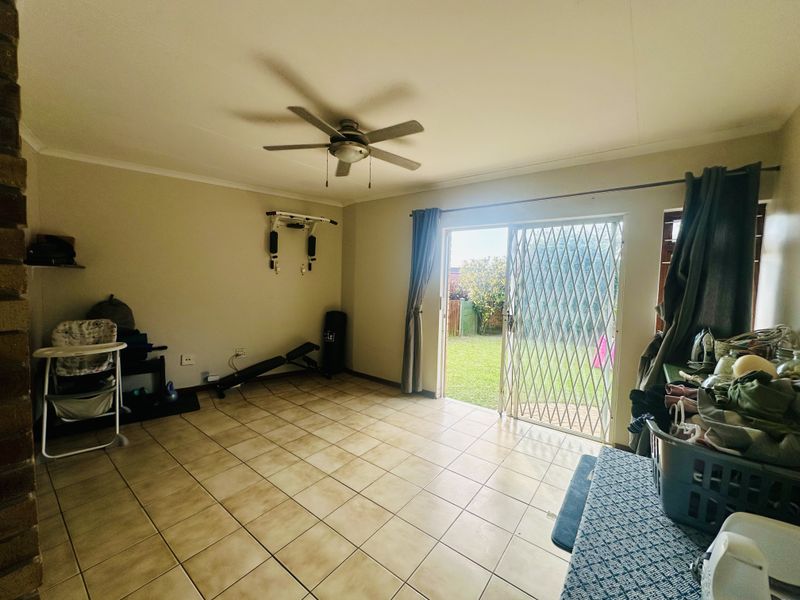 Face brick Family Home with Flat – For Sale in Meer En See - Photo 7