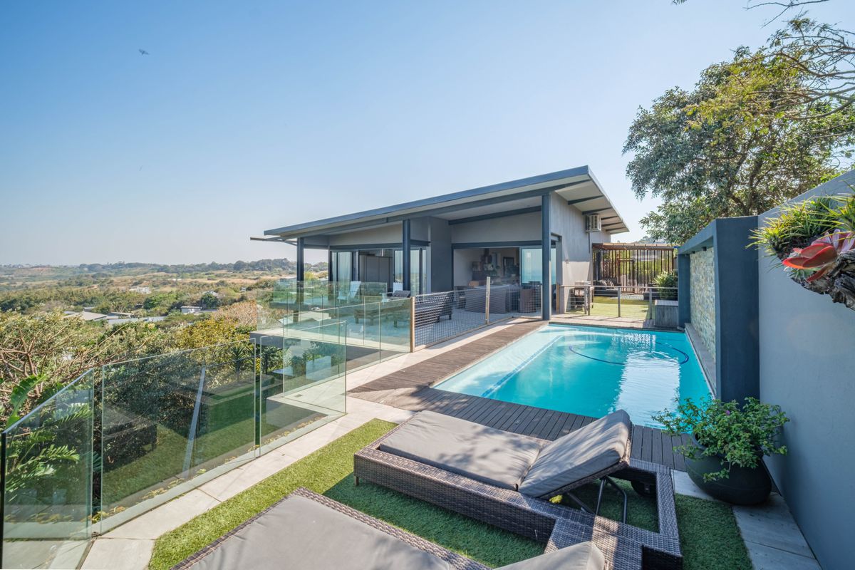 Luxurious Sea View Residence in Dunkirk Estate - Photo 2