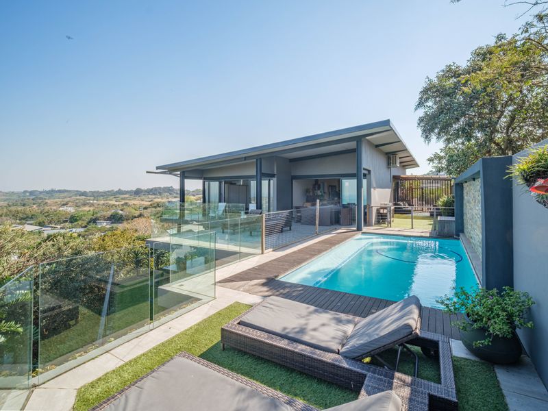 Luxurious Sea View Residence in Dunkirk Estate - Photo 2