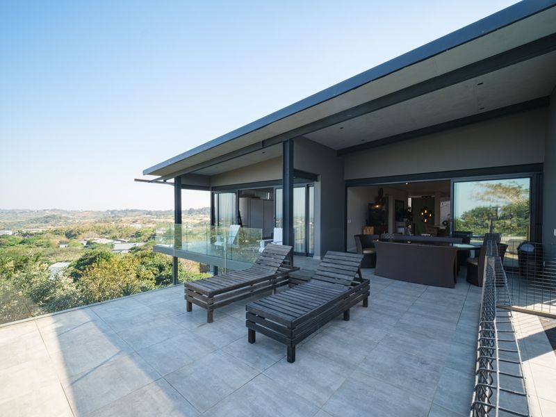 Luxurious Sea View Residence in Dunkirk Estate - Photo 10