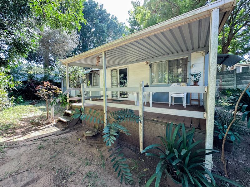 Charming 2-Bedroom Home – Xaxaza Caravan Park, Mtunzini - Photo 10