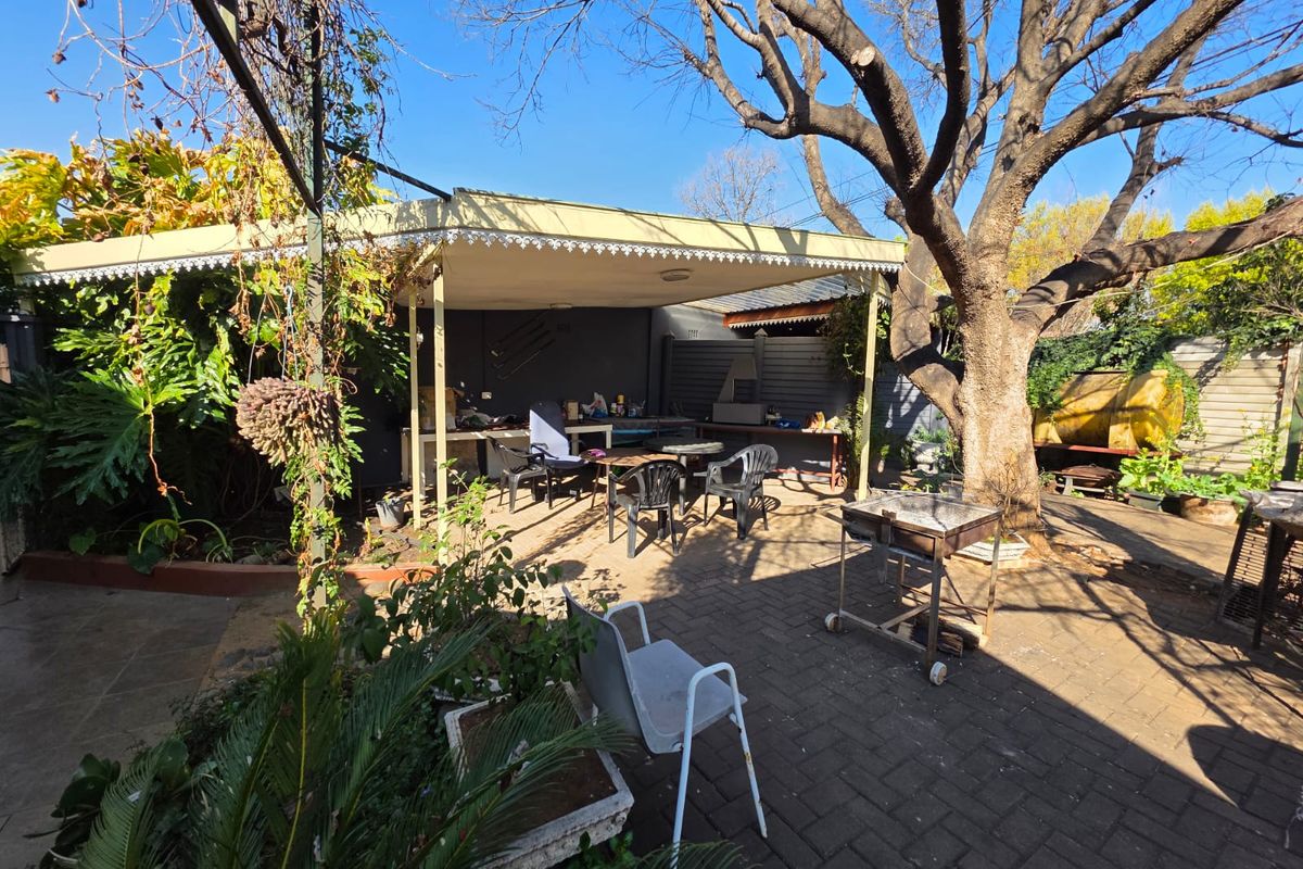 BARGAIN OF THE WEEK – Neat & Beautiful Home for Sale in Sasolburg! - Photo 3