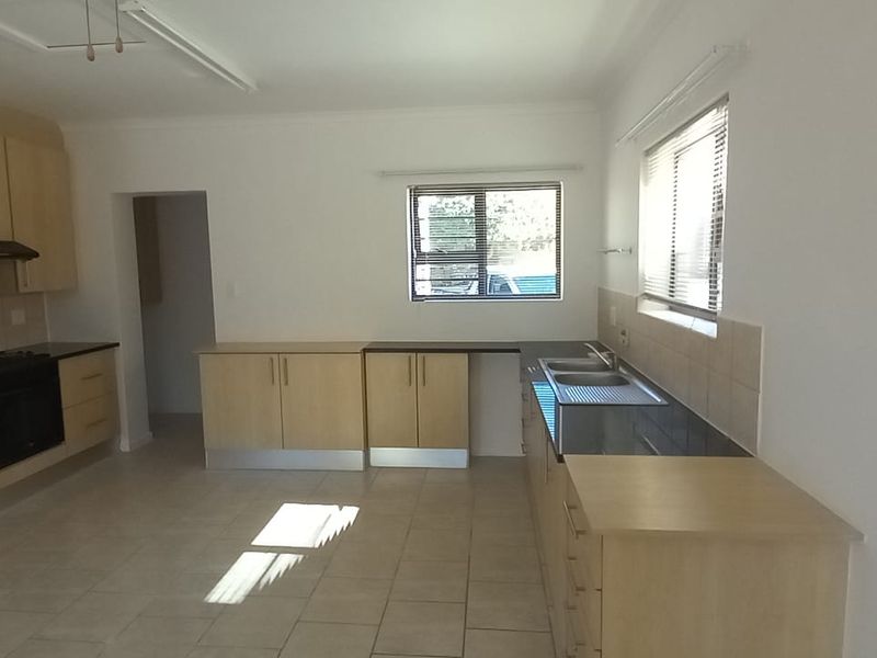 JEFFREYS BAY RETIREMENT - Photo 8