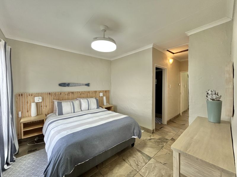 Perfect Holiday Escape with Breathtaking Lagoon & Ocean Views - Photo 9