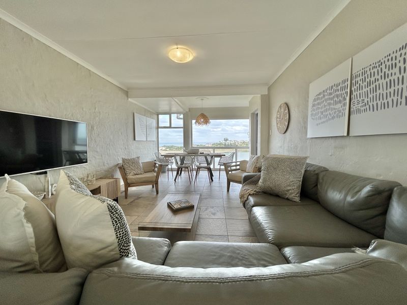 Perfect Holiday Escape with Breathtaking Lagoon & Ocean Views - Photo 8