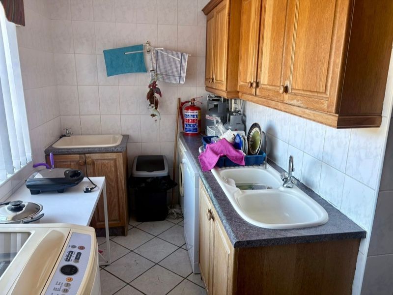 STUNNING NEW RELEASE – FIRST TIME ON THE MARKET! - Photo 8