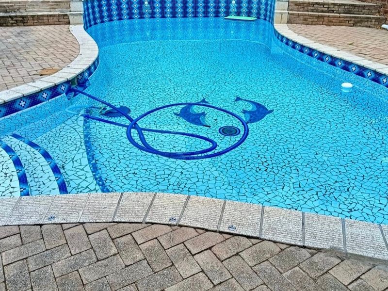 STUNNING NEW RELEASE – FIRST TIME ON THE MARKET! - Photo 3