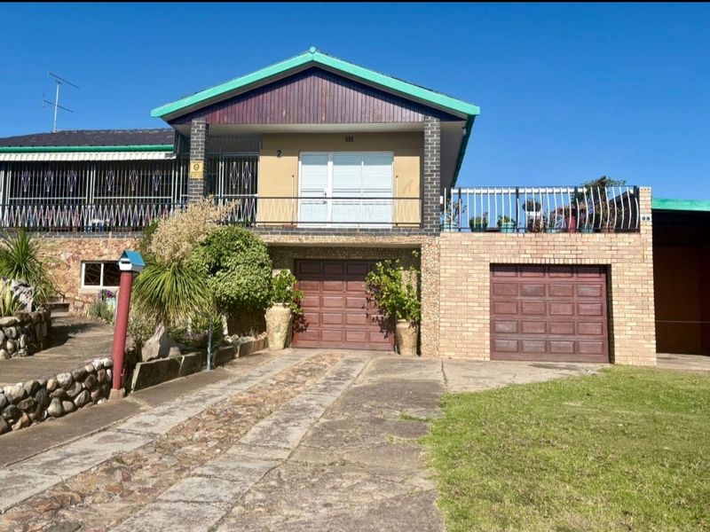 STUNNING NEW RELEASE – FIRST TIME ON THE MARKET! - Photo 2