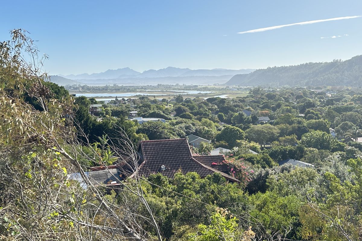 Your Dream Home Awaits in Sedgefield. - Photo 3