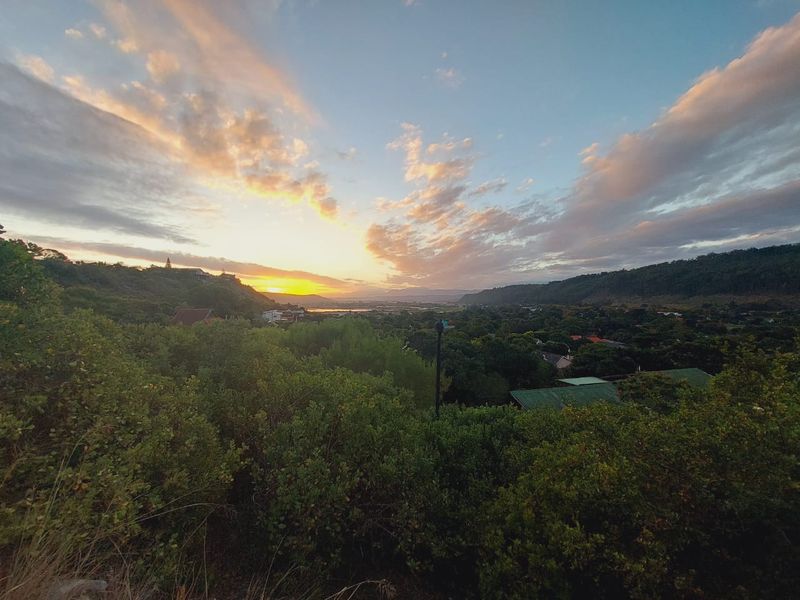 Your Dream Home Awaits in Sedgefield. - Photo 2