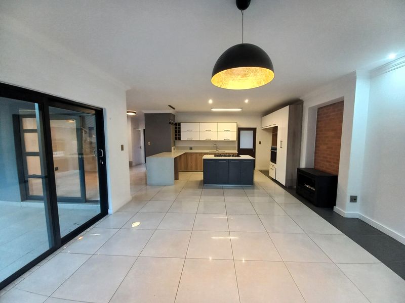 3 Bedroom 2-bathroom Duplex for Rent at The Paddocks - Photo 7