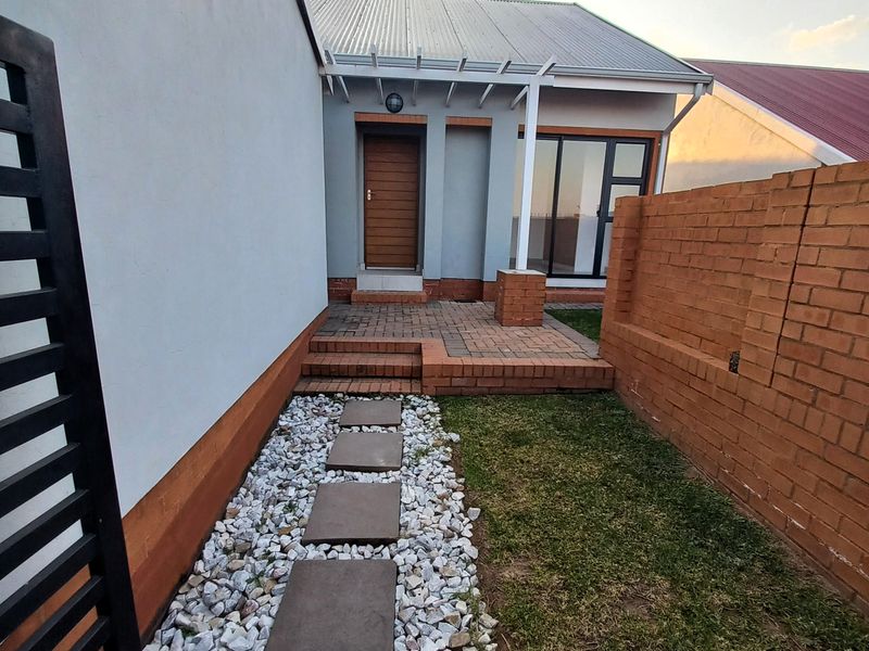 Southdowns Estate The Gables - Photo 2