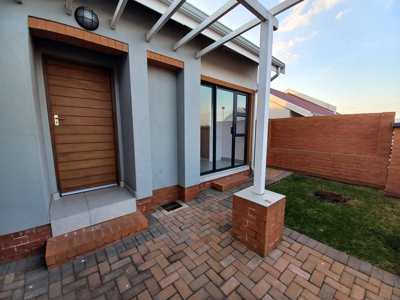 Southdowns Estate The Gables - Photo 3