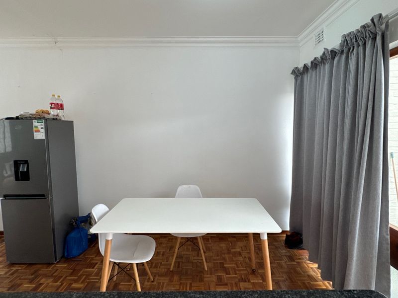Beautifully Renovated 3-Bedroom Townhouse in a Secure Complex - Photo 10