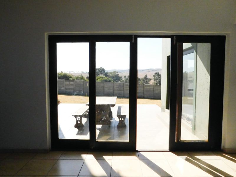 Exquisite Luxury Family Home with Stunning Views in Overkruin, Heidelberg - Photo 9