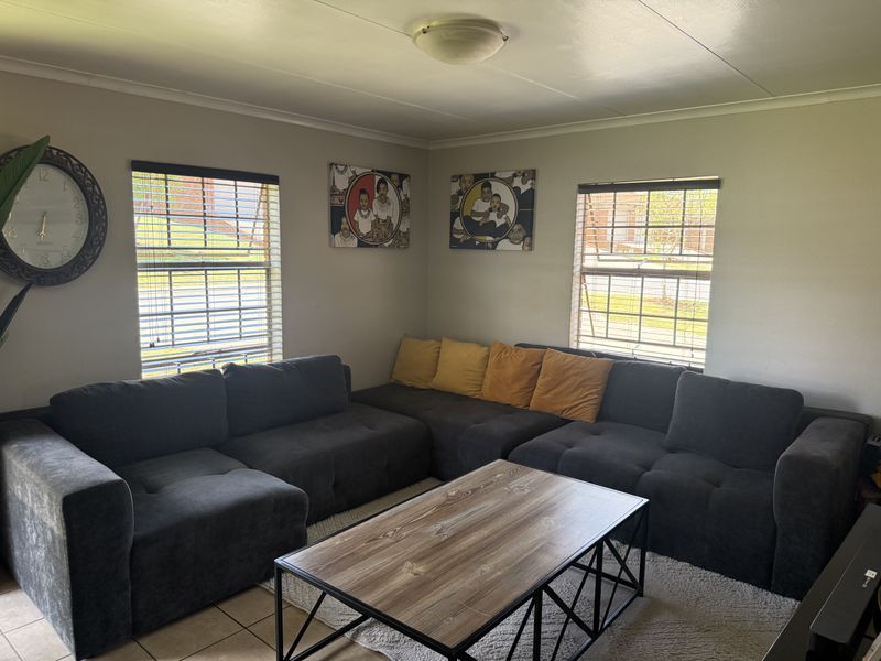 3 bedroom house for sale in Thatch Hill - Photo 3