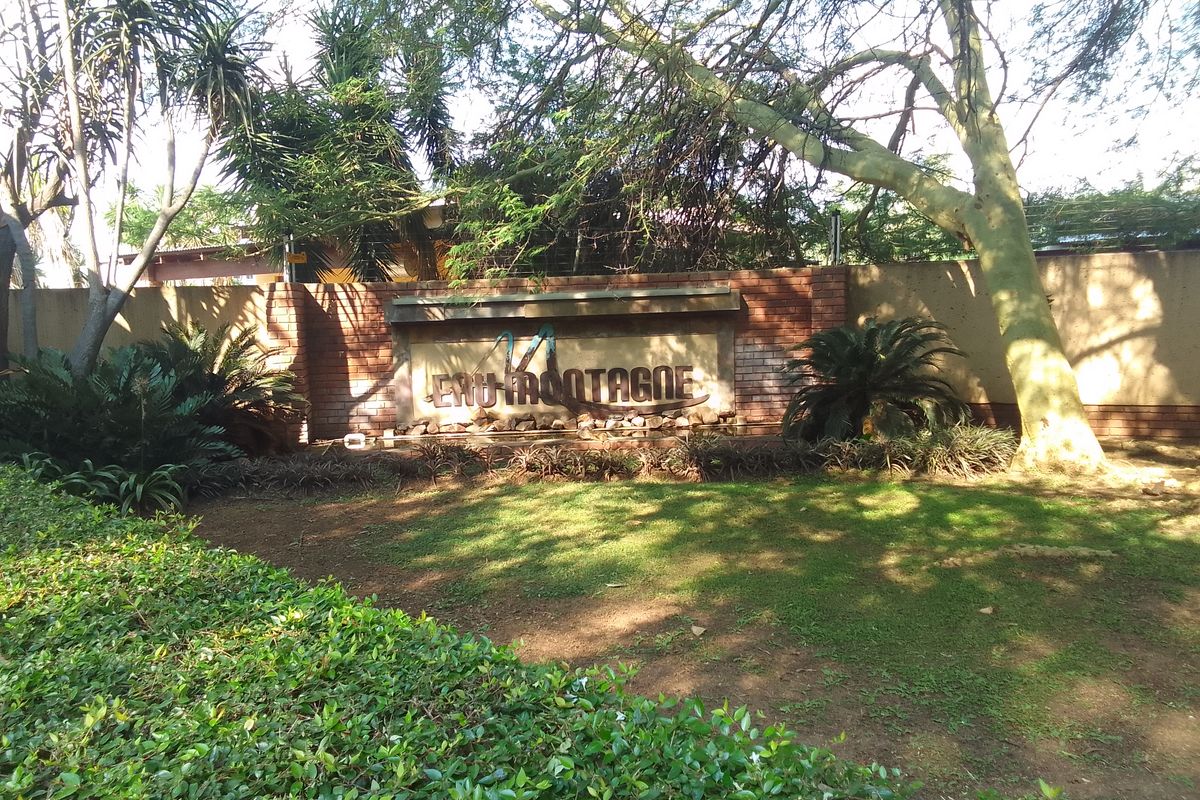 Luxurious and spacious Units - Photo 4