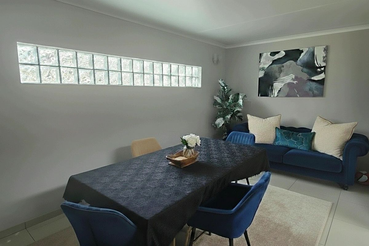 Renovated Family Cluster in Popular Morningside Complex - Photo 4