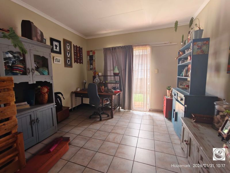 Secure & Pet-Friendly Living – Vaalpark - Photo 10