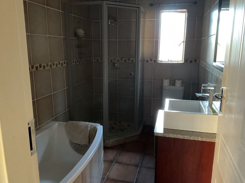 Freehold For Sale In Centurion - Photo 9