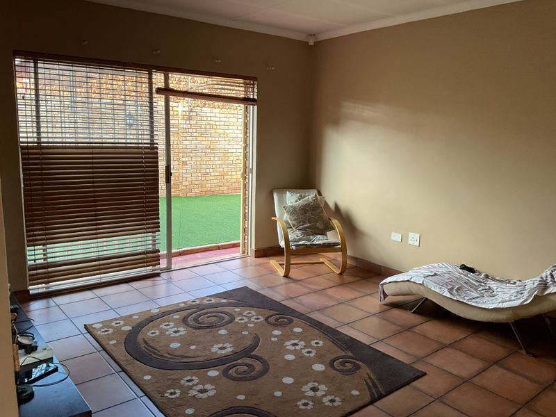 Freehold For Sale In Centurion - Photo 4