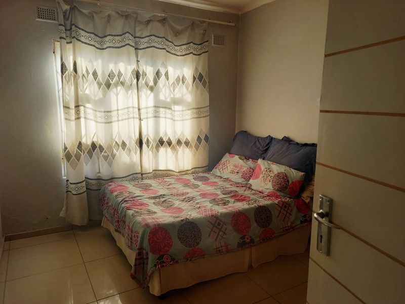 3 Bedroom House For Sale - Photo 10