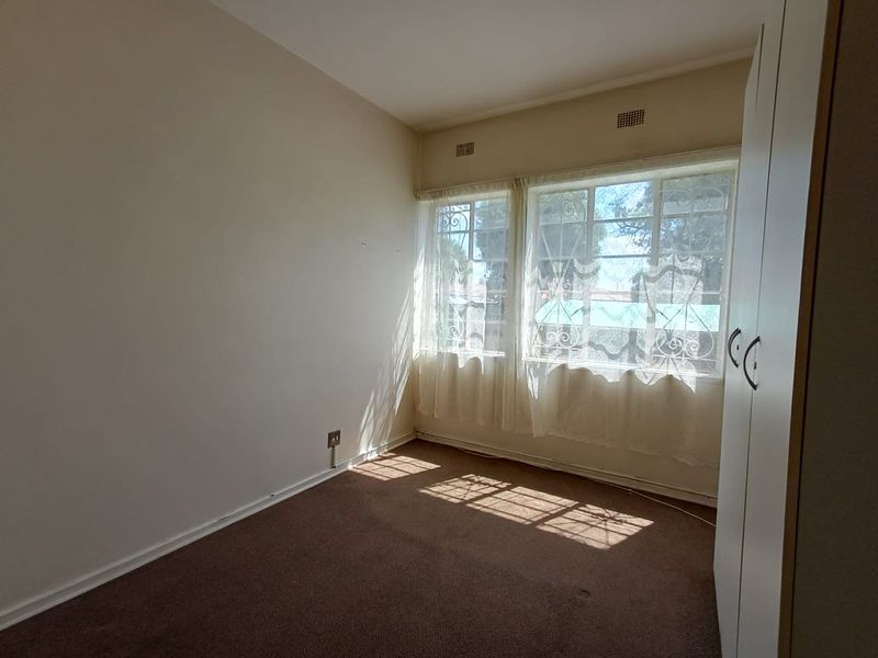 Ground Floor Unit For Sale. - Photo 5