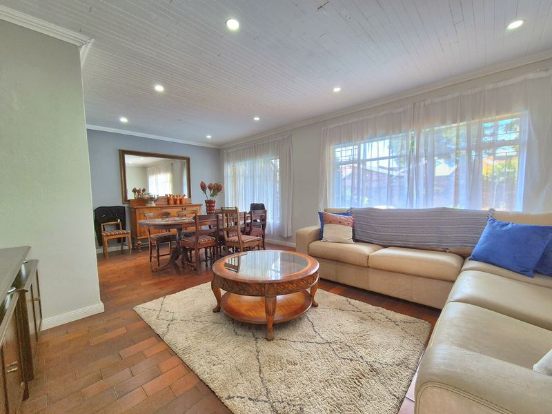 STUNNING  BADENHORST BEAUTY UP FOR GRABS! - Photo 6