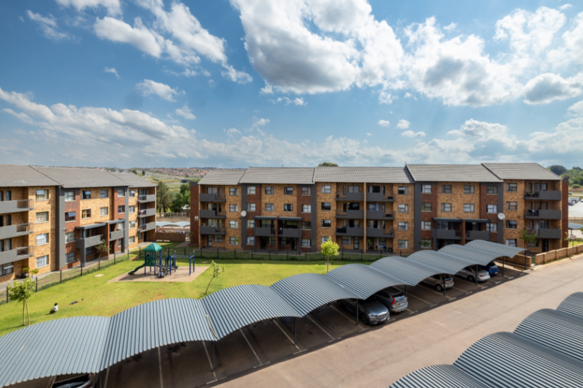 Secure 2-Bedroom Apartments for Sale – The Junction, Heuweloord - Photo 2